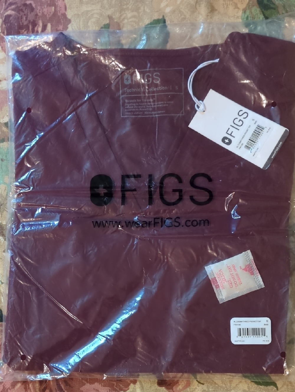 FIGS Burgundy Casma Top